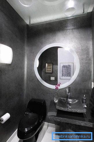 Twilight makes toilet visits more enjoyable. Twilight makes toilet visits more enjoyable.