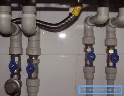 After installation of the boiler to its connections should be provided free and quick access. After installation of the boiler to its connections should be provided free and quick access.