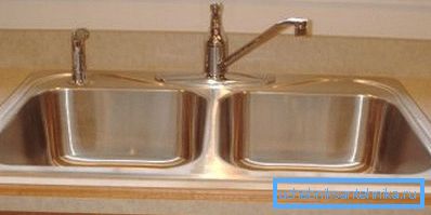 After punching the tabletop must retain rigidity After punching the tabletop must retain rigidity