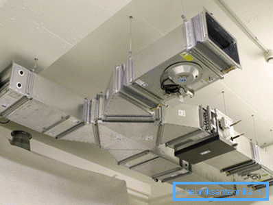Ceiling aeration structures Ceiling aeration structures