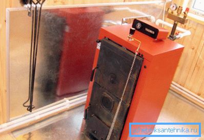 The surfaces around the unit, in order to fire safety, it is best to sheathe sheet metal. The surfaces around the unit, in order to fire safety, it is best to sheathe sheet metal.