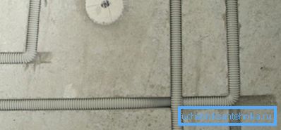 When laying electric communications, the size of the furrow must correspond to the cable channel When laying electric communications, the size of the furrow must correspond to the cable channel
