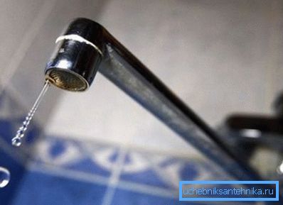 In case of serious deviations from hygienic norms, the water supply stops. In case of serious deviations from hygienic norms, the water supply stops.