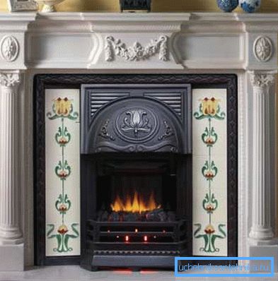 The device is decorated with tiles. The device is decorated with tiles.
