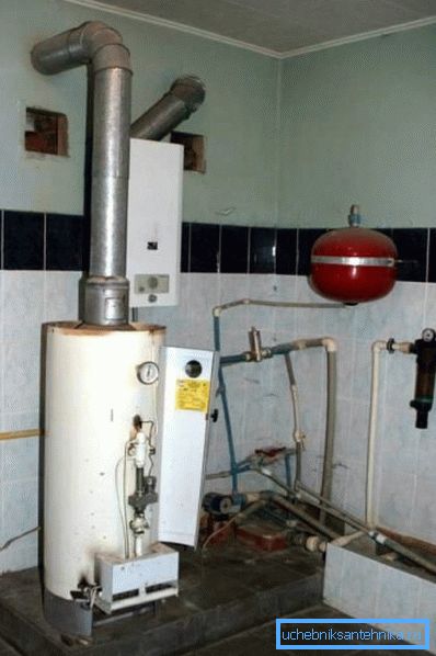An example of a single-circuit boiler. An example of a single-circuit boiler.