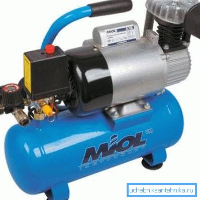 Example of a suitable compressor Example of a suitable compressor