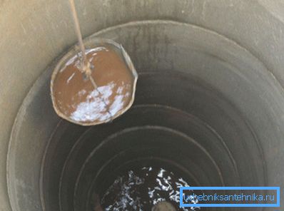 An example of how dirty water may look. An example of how dirty water may look.
