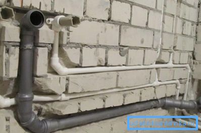 An example of laying the system in the wall