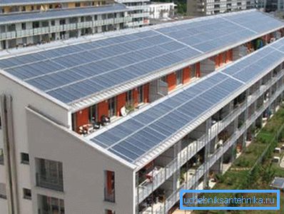 An example of a building with a huge area of solar systems An example of a building with a huge area of solar systems