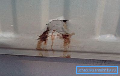 Problem areas are not always clearly visible, so you may need to carefully check the radiator. Problem areas are not always clearly visible, so you may need to carefully check the radiator.