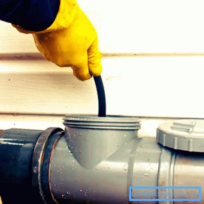 Cable cleaning system Cable cleaning system