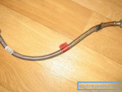 The strength of flexible hoses should not be overestimated. The strength of flexible hoses should not be overestimated.
