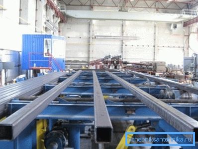 Profile tube produced by rolling or stamping Profile tube produced by rolling or stamping