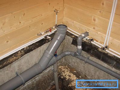1219 Laying pipes inside the house