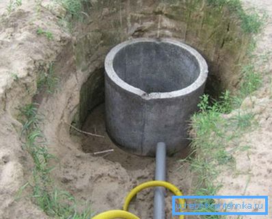 The laying of the water intake pipe. The laying of the water intake pipe.