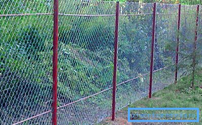 The simplest design of metal mesh does not need a solid foundation, but it is imperative to strengthen the landing site. The simplest design of metal mesh does not need a solid foundation, but it is imperative to strengthen the landing site.