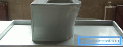 The simplest fiberglass model, which is made in a monolithic form with a shelf
