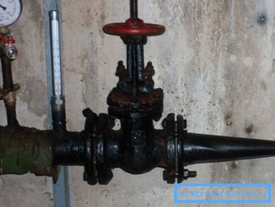 The simplest method of crimping is to fill the system with water from the road. The simplest method of crimping is to fill the system with water from the road.