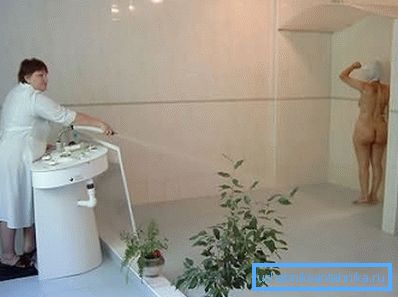 The procedure should be carried out under the supervision of medical staff. The procedure should be carried out under the supervision of medical staff.