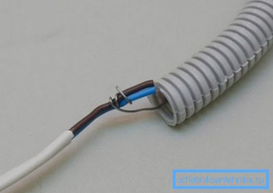 Broach with attached wire Broach with attached wire