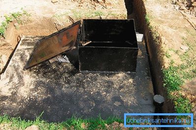 Rectangular caisson for well Rectangular caisson for well
