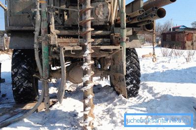Work in the winter have both pros and cons Work in the winter have both pros and cons