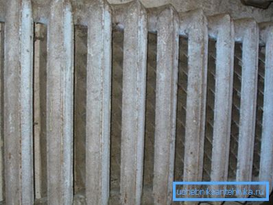 Heating radiator rarely fits into room interior Heating radiator rarely fits into room interior