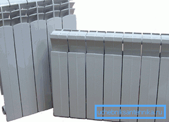 Radiators differ in size - sections, the number of which is calculated from the calculations of the floor space Radiators differ in size - sections, the number of which is calculated from the calculations of the floor space