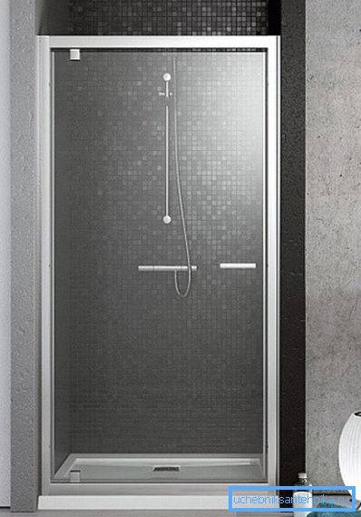 The location in the niche allows you to efficiently use every corner of the space. The location in the niche allows you to efficiently use every corner of the space.