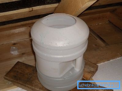 Attic spreader Attic spreader
