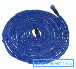 Expandable irrigation hose.