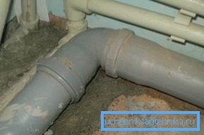 Depressurization of joints can cause an unpleasant smell.