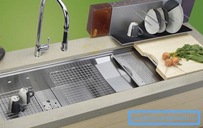 Lattices and cutting boards - these accessories for kitchen sink will make the situation even more convenient Lattices and cutting boards - these accessories for kitchen sink will make the situation even more convenient
