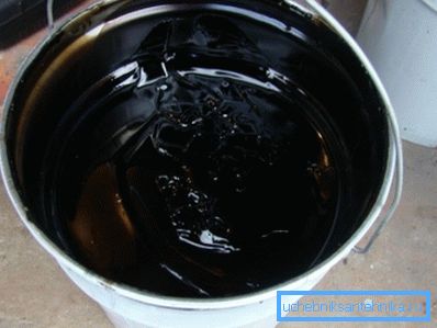 Bitumen mastic for waterproofing underground utilities. Bitumen mastic for waterproofing underground utilities.