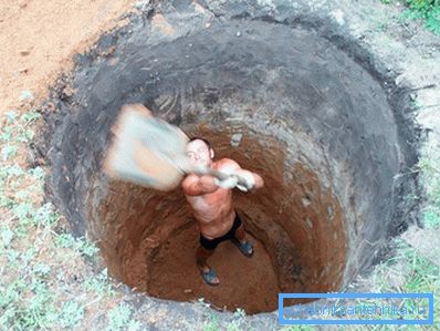 1236 Digging for the cesspool