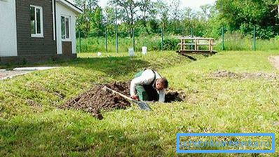 1142 Digging a pit for septic tank