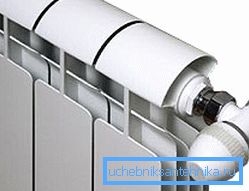 With the thermostat you can adjust the heating power With the thermostat you can adjust the heating power
