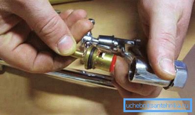Independent replacement of this sanitary device is usually not difficult and does not require special skills. Independent replacement of this sanitary device is usually not difficult and does not require special skills.