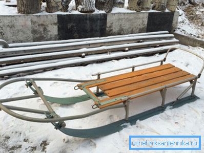 Sleds from plastic pipes can be made independently Sleds from plastic pipes can be made independently