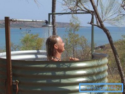 Making a shower in nature with your own hands is a good way to improve the dacha. Making a shower in nature with your own hands is a good way to improve the dacha.