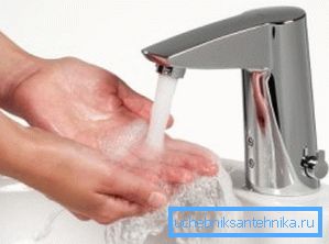 Touch electronic sink mixers are very comfortable. Touch electronic sink mixers are very comfortable.