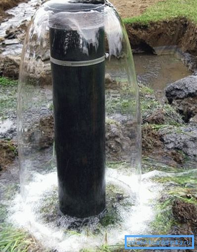 Well to the water. Well to the water.