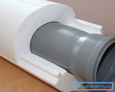 The offset allows you to assemble the design on the principle of bricks, which significantly increases its reliability