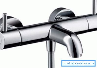 Mixer with flexible shower and thermostat Mixer with flexible shower and thermostat
