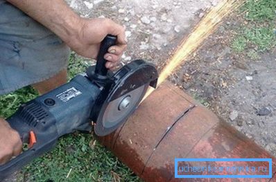 First you need to cut off the desired piece for the body.