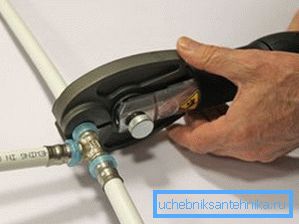 Pipe connection using press fitting Pipe connection using press fitting