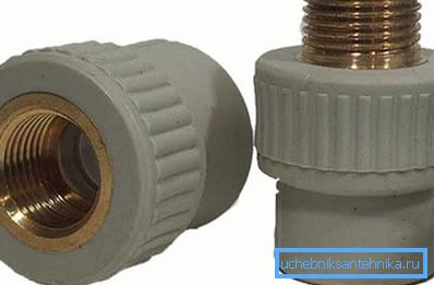 The connecting coupling metal - plastic. The connecting coupling metal - plastic.
