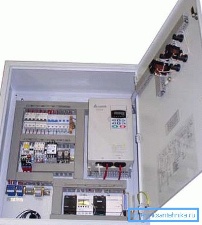 Modern automation for submersible and borehole pumps Modern automation for submersible and borehole pumps