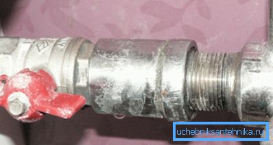 Special coupler that provides the right transition from one type of pipe to another Special coupler that provides the right transition from one type of pipe to another
