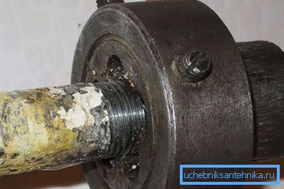 Ways of cutting threads on the pipe Ways of cutting threads on the pipe